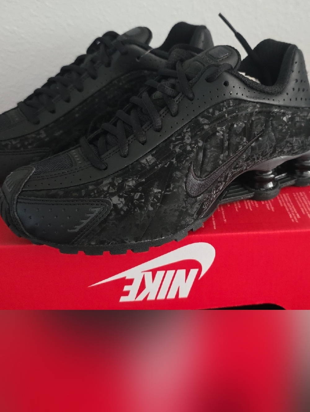 Women's Nike Shox R4 Sneakers